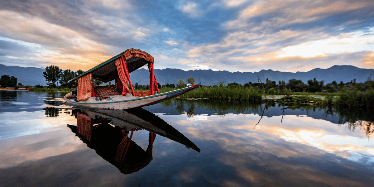 Best Time to Visit India from Nepal